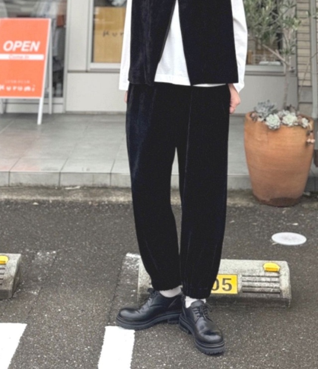 prit　ソフトベロア 裾ゴム リラックスパンツ（クロ） P90720