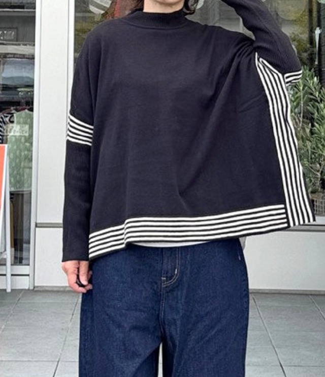 mao made　しましま切替ハイネック ポンチョ（ブラック） 551104