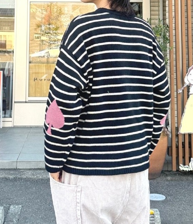 【30%OFF】mao made　お袖スペード インターシャ しましま プルオーバー（ブラック×オフベージュ） 551131