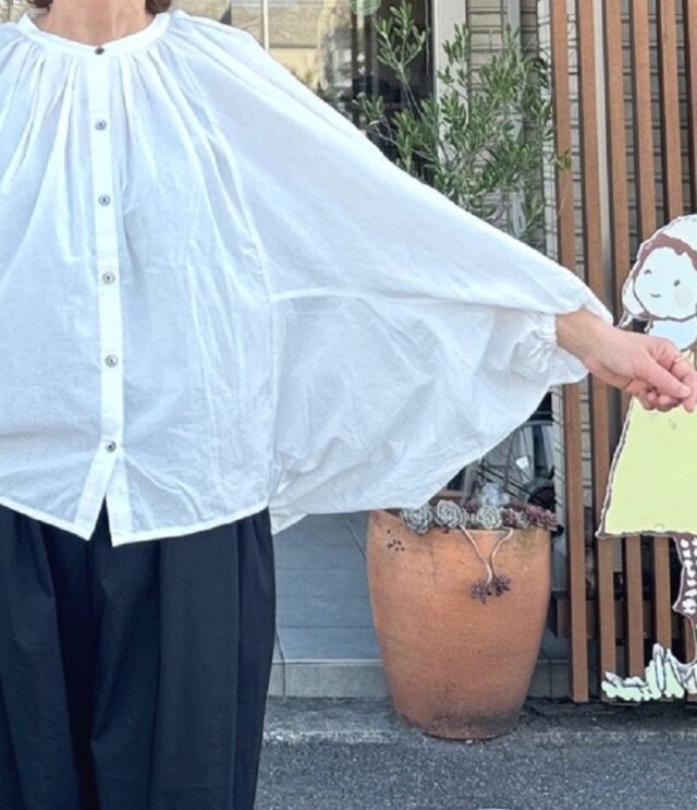 【40%OFF】mao made　ふんわり ボリューム かぼちゃ ブラウス（ホワイト） 541315