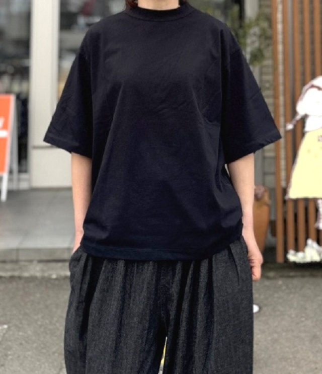 ESTROISLOSE　フルタンブラー天竺 5分袖 Tシャツ（ブラック）EC25103