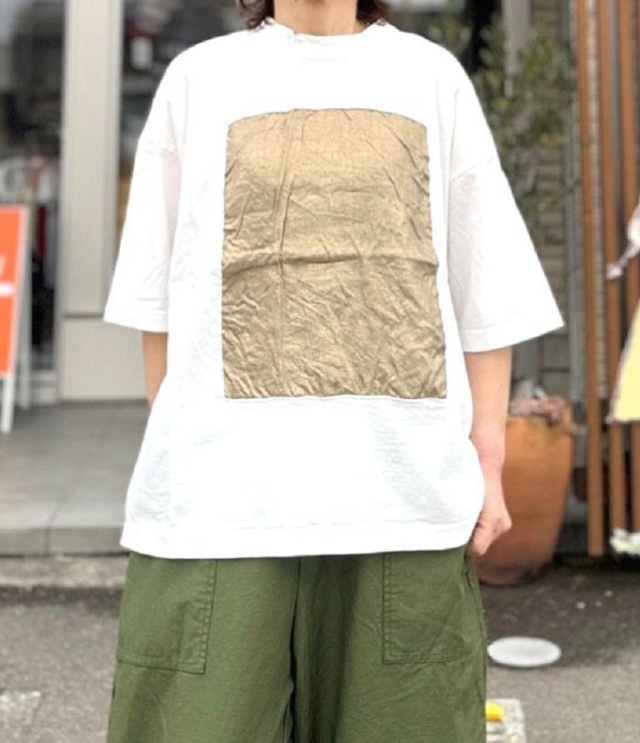 prit 17/1空紡天竺×40/1リネン箔プリント 5分袖フレーム Tシャツ(シロ×ゴールド) P91605