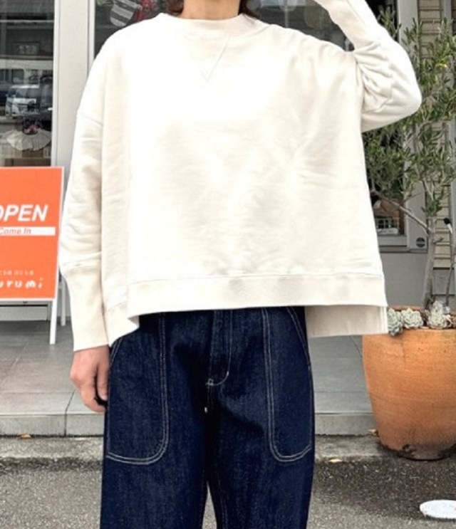 BLUE LAKE MARKET　30/7度詰裏毛 ガゼット プルオーバー（アイボリー） B-513021