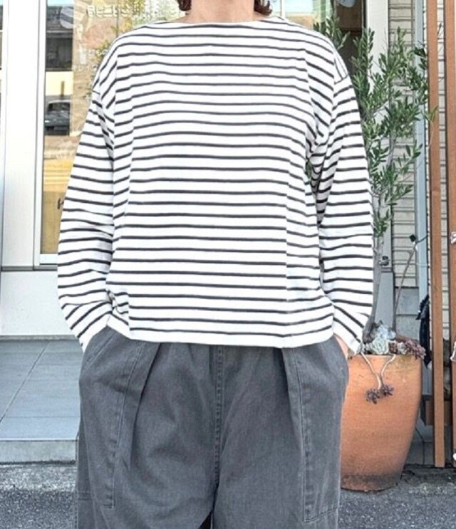 【30%OFF】mao made　品良く着れる オトナのためのボーダー TEE ニット（オフ×カーキブラウン） 541115