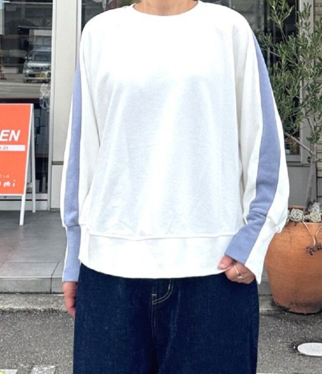 【40%OFF】Kittle.　サイドライン プルオーバー（ホワイト） K256-62265