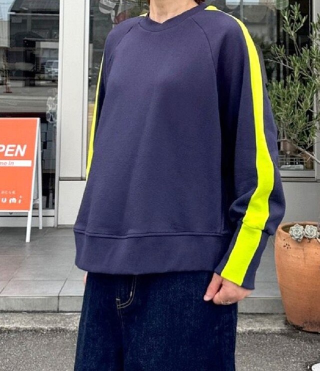 【40%OFF】Kittle.　サイドライン プルオーバー（ネイビー） K256-62265