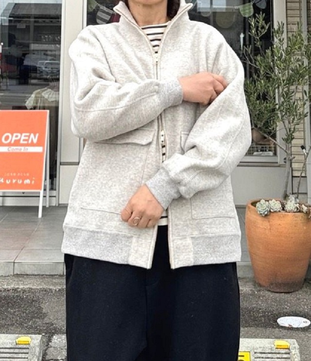 BLUE LAKE MARKET　30/7リヨセルコットン 裏毛 ハイネック ジップアップ ブルゾン（ベージュ） B-517005