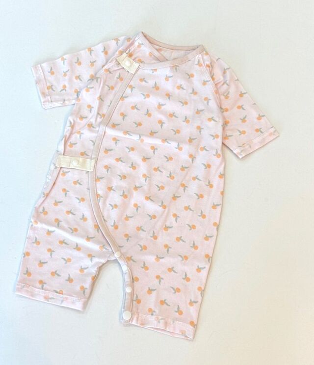 honey two　長袖コンビ肌着（小花）