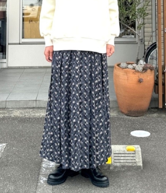 【40%OFF】toujours ensemble   ビエラ起毛 イージー タックフレアースカート（チャコール） #chloro sister_toujours ensemble