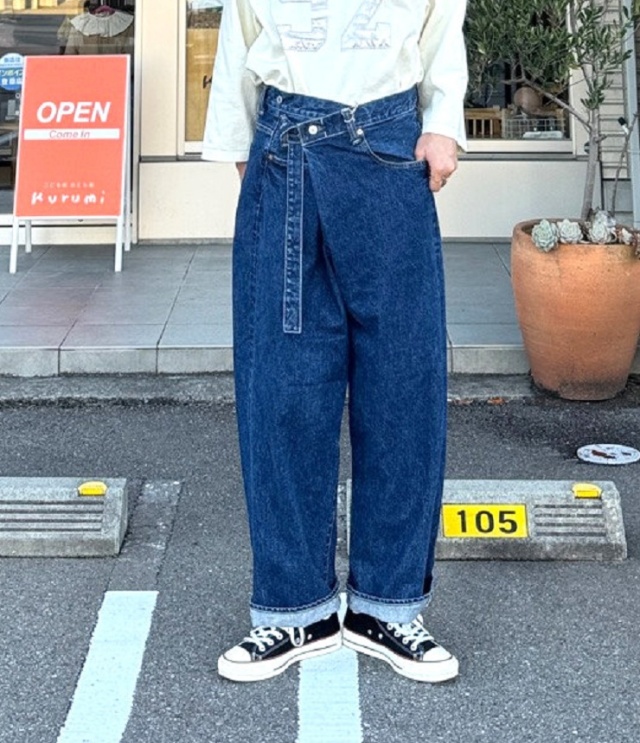 MARET　デニムアシタックパンツ（ブルー）  M25P42