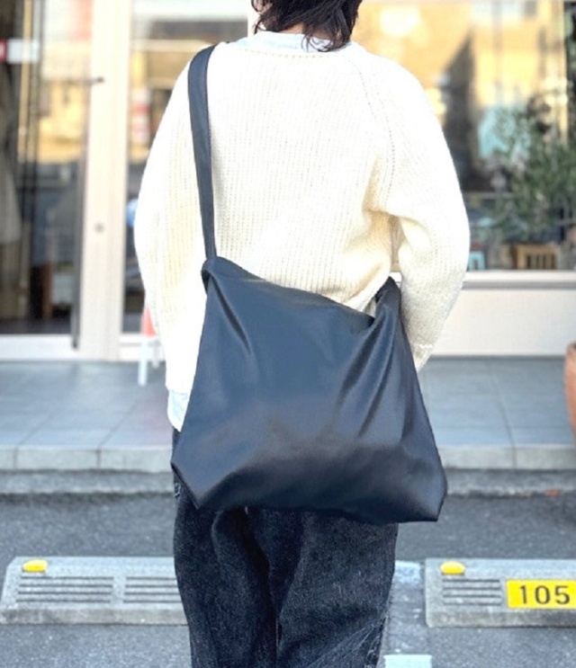 ANVOCOEUR　angle  - アングル -（ブラック） AC25407