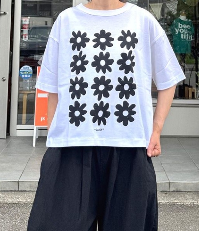 mao made　DAISY DAISY DAISY TEE（ホワイト×ブラック） 531205