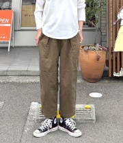 ESTROISLOSE ｴｽﾄｩﾛﾜﾙｰｽﾞ