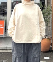 ESTROISLOSE ｴｽﾄｩﾛﾜﾙｰｽﾞ