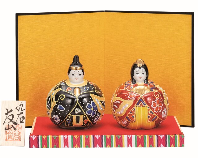 コンパクトでかわいい九谷焼の雛人形 コンパクトでかわいい九谷焼の雛人形