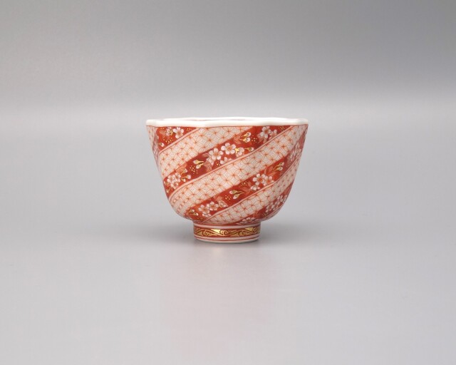 期間限定 数量限定 赤絵「爛漫」（中桜に鳥） ぐい呑（捻り面取り） [ ] 福島武山 工芸品
