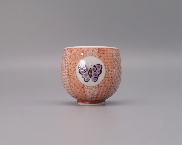ぐい呑 赤絵蝶文 [ 林美佳里 ]