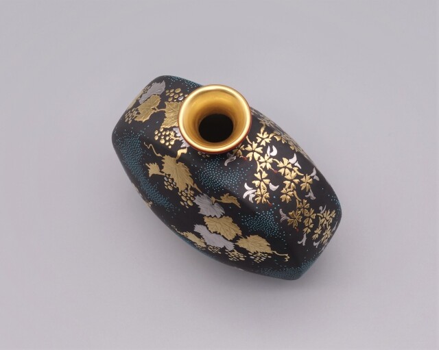 九谷焼花瓶　仲田錦玉