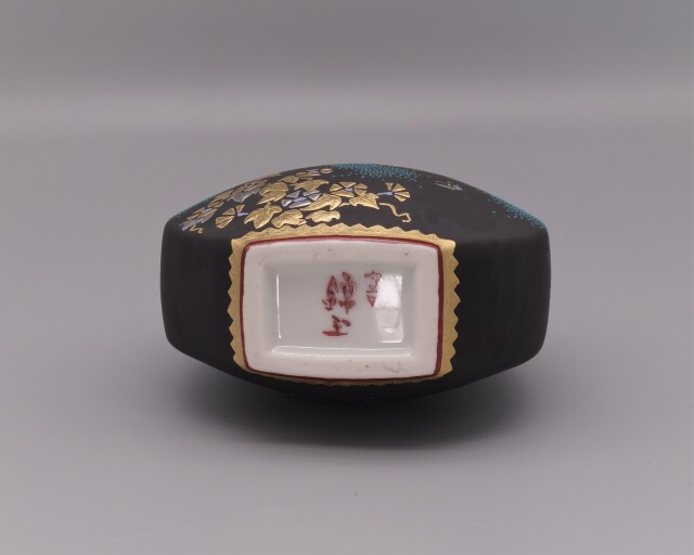 九谷焼花瓶　仲田錦玉