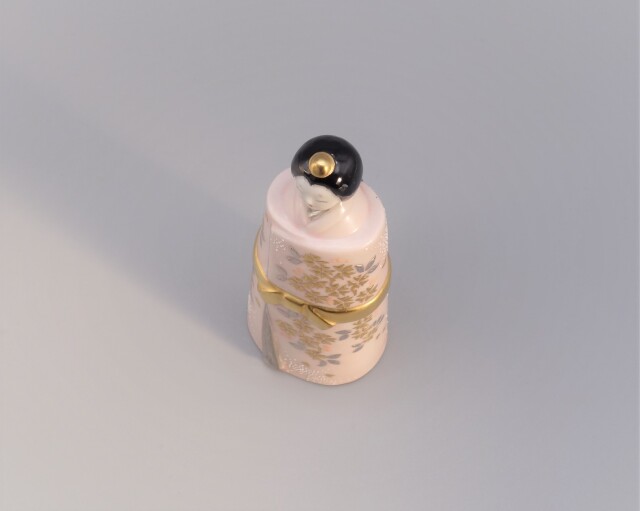 陶雛（雛人形）（台・金屏風・木札付） [ 三代 仲田錦玉 ]