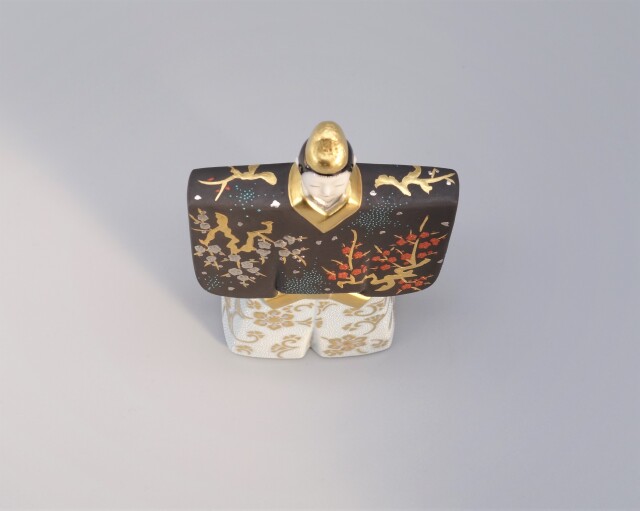 陶雛（雛人形）（台・金屏風・木札付） [ 三代 仲田錦玉 ]