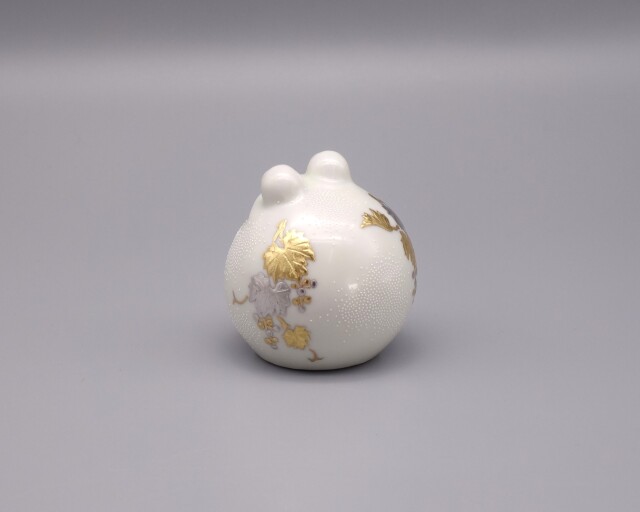 2号蛙 白金盛渦打白粒葡萄図（台・木札付） [ 三代 仲田錦玉 ]