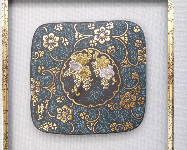 中国　哥釉青華花卉紋鉢3点　金玉万堂　送料込み250511 A blue and white 'landscape' vase (Yuhuchunping), Mark and