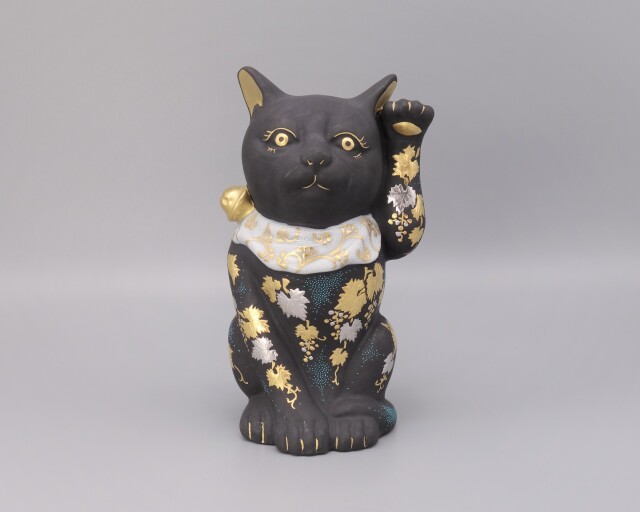 5号招猫（左手上げ） 白金盛渦打青白粒紅葡萄図（木札付） [ 三代 仲田 