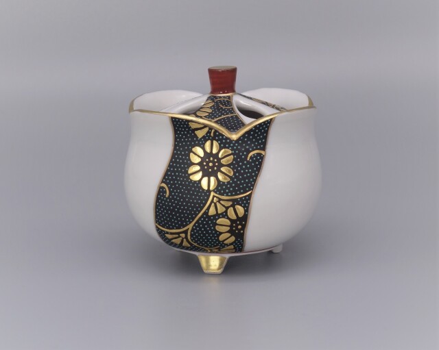 中国 骨董 87年製 九轉乾坤爐 龍文香炉 三つ足 翡翠 時代物 工芸品 中国 中国 骨董 87年製 九轉乾坤爐 龍文香炉 三つ足 翡翠 時代物