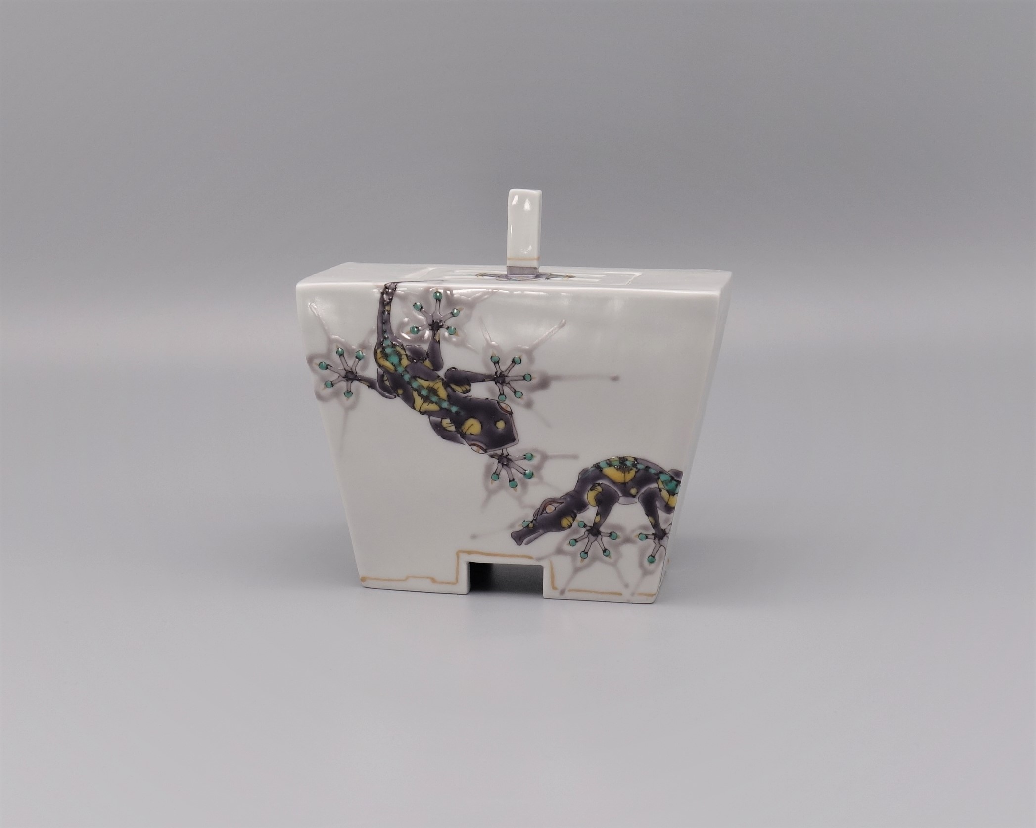 九谷焼香炉　山近泰