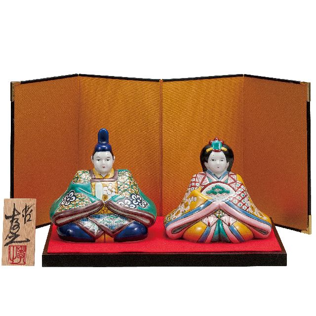 【送料無料】【雛人形】桃の節句 ギフト ご贈答品に 九谷焼5号雛人形 色絵松竹梅 （台・敷物・立札・屏風付） 糠川孝之