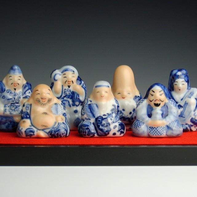 九谷焼ギフト ご贈答品 御祝い 九谷焼2号七福神 染付(台・敷物・立札付）