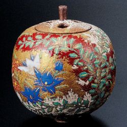 九谷焼作家 ギフト ご贈答品 御祝い九谷焼4号香炉 金銀彩草花文 中嶋健一