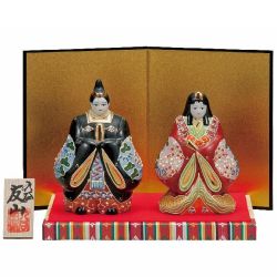 【送料無料】【雛人形】桃の節句 ギフト ご贈答品に 九谷焼4.5号立雛 盛 （台・敷物・立札・屏風付）
