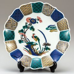 九谷焼ギフト ご贈答品 御祝い九谷焼10号飾皿 古九谷花鳥（皿立付）