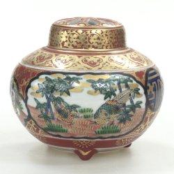 【送料無料】九谷焼アウトレット!! ５０％OFF!! 九谷焼3.2号香炉 九谷庄三風