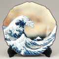 九谷焼ギフト ご贈答品 御祝い九谷焼10号飾皿 神奈川沖浪裏（皿立付）