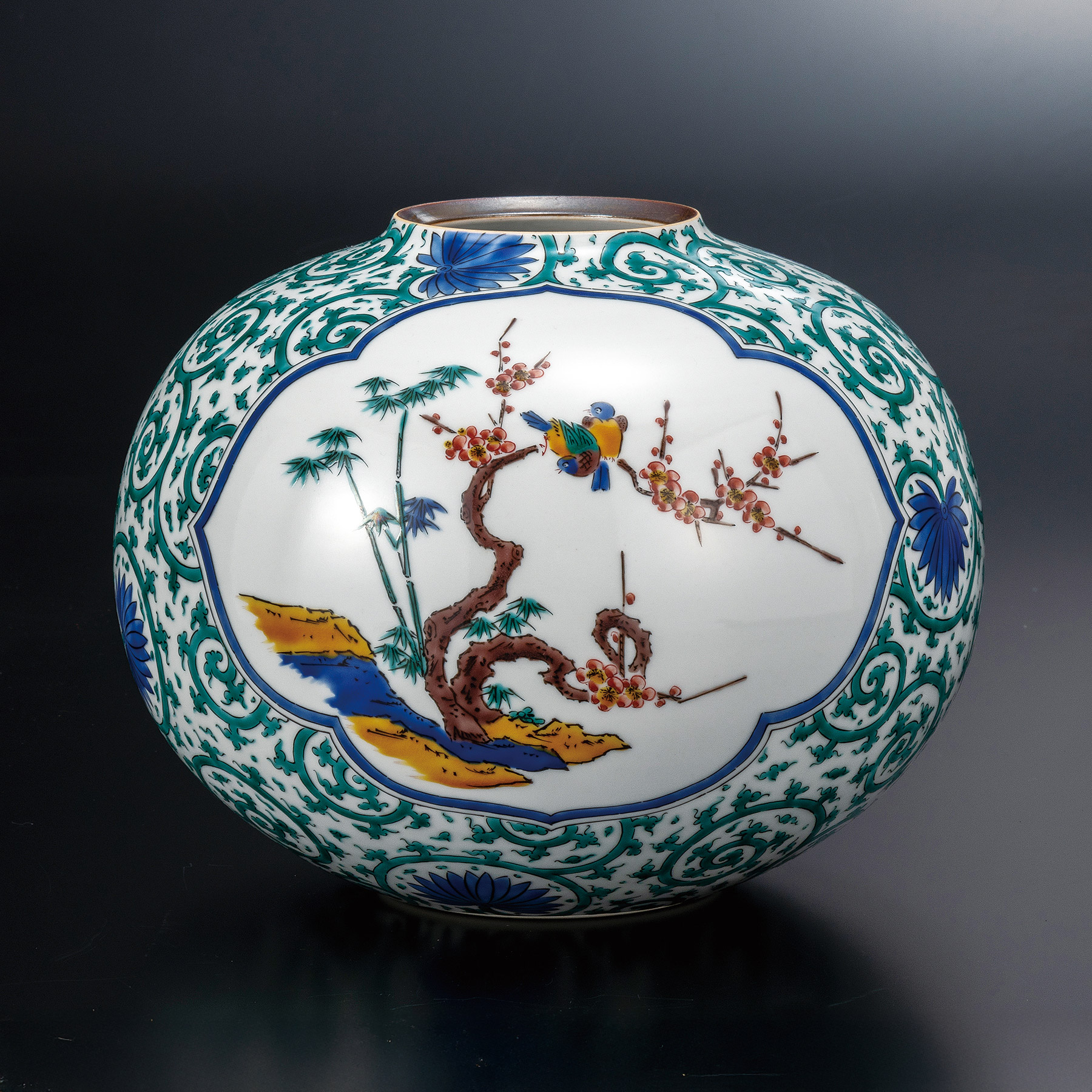 9号花瓶・古九谷間取