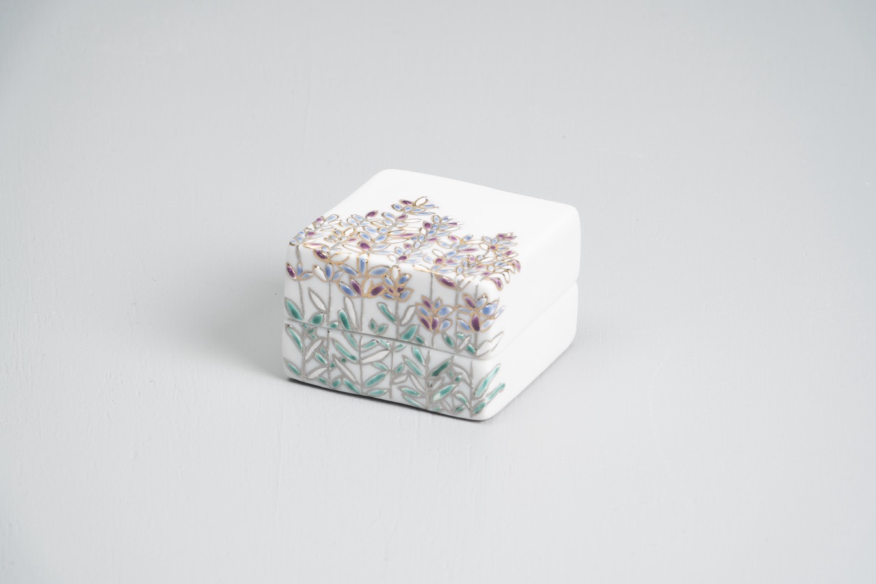 磁器の箱　四角・らべんだー