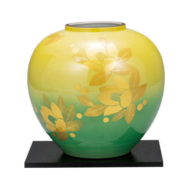 8号花瓶・釉裏金箔彩山茶花（台付）