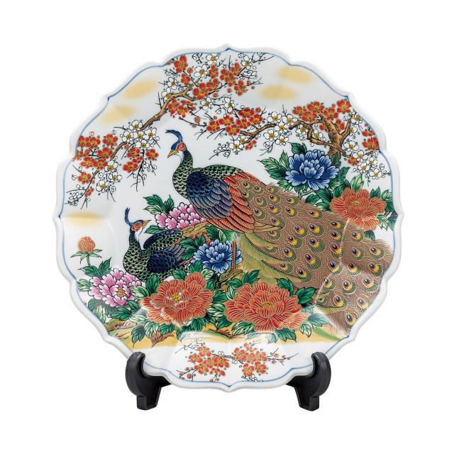 10号飾皿・牡丹孔雀（皿立付）