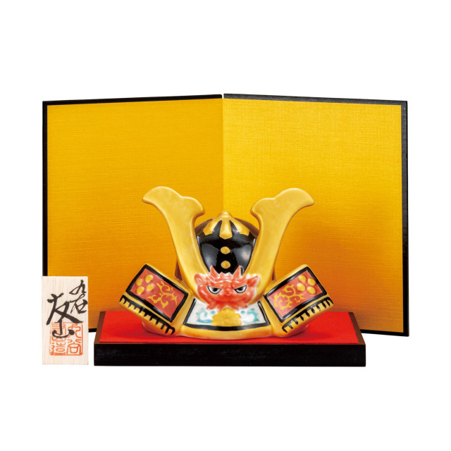 5号兜・金彩（台・敷物・立札・屏風付）