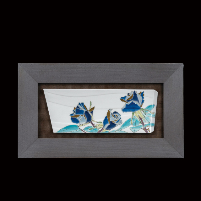 陶額・色絵薔薇