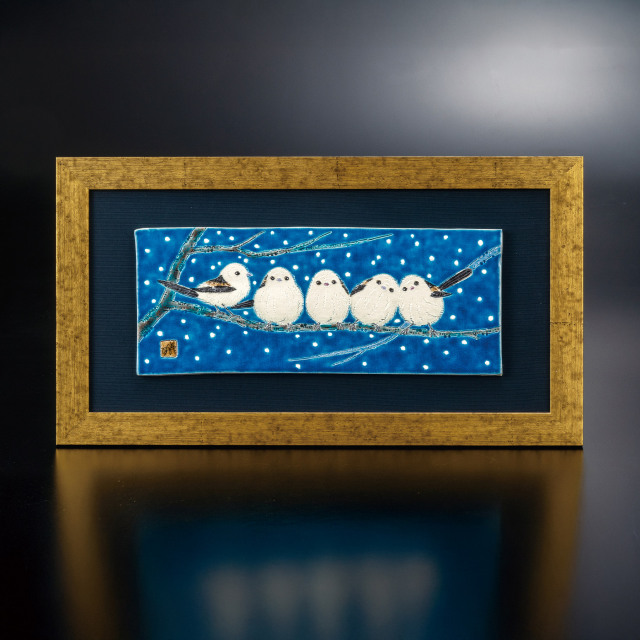 陶額・彫釉彩シマエナガ文