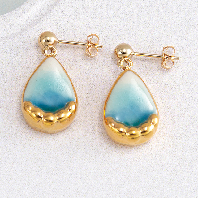 ピアス・霖雨のあと