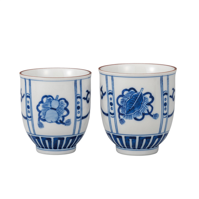 組湯呑・染付宝尽くし