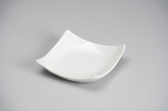 四角皿・12-12cm