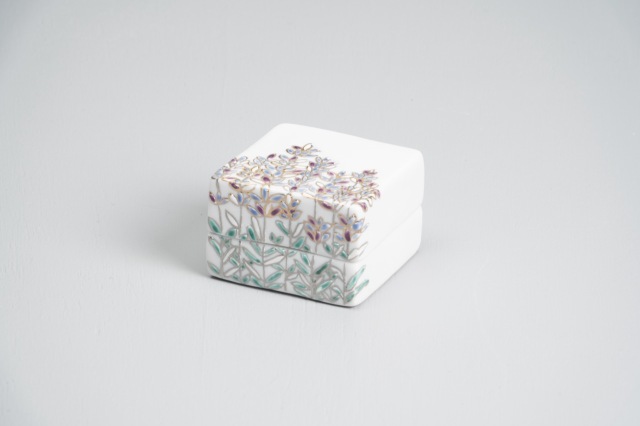 磁器の箱　四角・らべんだー