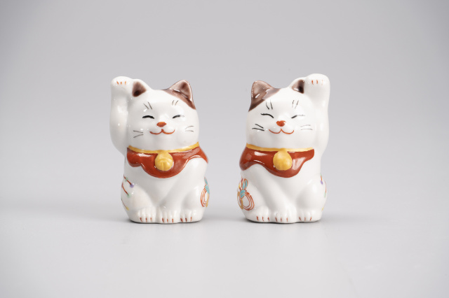2号招き猫・縁起飾(左右)