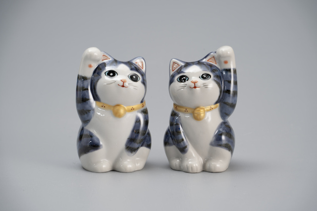 3号招き猫・紫釉彩(左右)